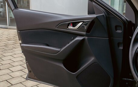 Mazda 3, 2017 год, 1 095 000 рублей, 12 фотография