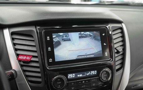 Mitsubishi Pajero Sport III рестайлинг, 2018 год, 2 790 000 рублей, 6 фотография