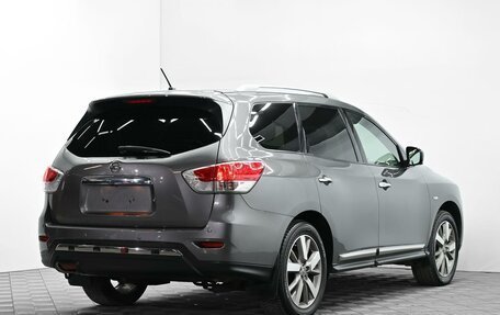 Nissan Pathfinder, 2016 год, 1 425 000 рублей, 4 фотография