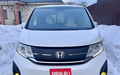 Honda Stepwgn IV, 2016 год, 2 000 000 рублей, 1 фотография