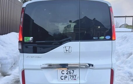 Honda Stepwgn IV, 2016 год, 2 000 000 рублей, 7 фотография