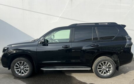 Toyota Land Cruiser Prado 150 рестайлинг 2, 2017 год, 3 200 000 рублей, 8 фотография