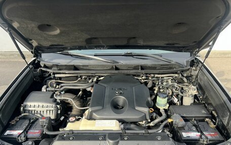 Toyota Land Cruiser Prado 150 рестайлинг 2, 2017 год, 3 200 000 рублей, 11 фотография