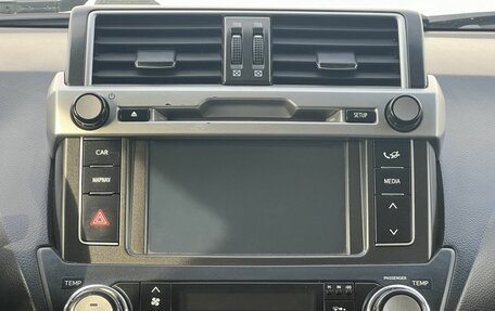 Toyota Land Cruiser Prado 150 рестайлинг 2, 2017 год, 3 200 000 рублей, 17 фотография