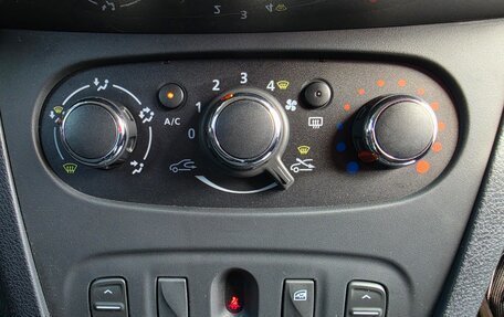 Renault Logan II, 2021 год, 1 125 000 рублей, 20 фотография