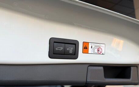 Toyota RAV4, 2025 год, 4 700 000 рублей, 13 фотография