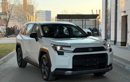 Toyota RAV4, 2025 год, 4 700 000 рублей, 16 фотография