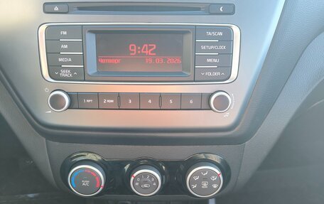 KIA Rio III рестайлинг, 2016 год, 975 000 рублей, 10 фотография