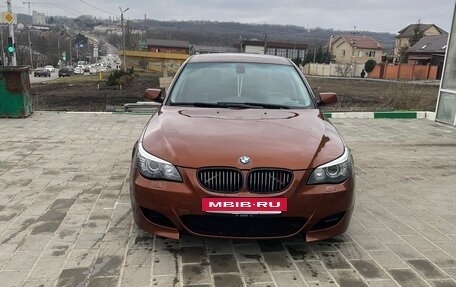 BMW 5 серия, 2006 год, 1 400 000 рублей, 33 фотография