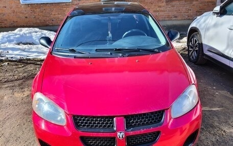 Dodge Stratus II, 2004 год, 300 000 рублей, 2 фотография