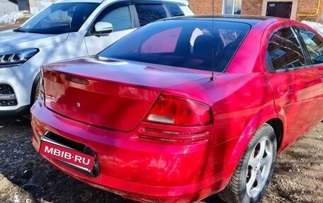 Dodge Stratus II, 2004 год, 300 000 рублей, 3 фотография