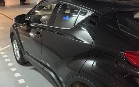 Toyota C-HR I рестайлинг, 2018 год, 2 500 000 рублей, 4 фотография