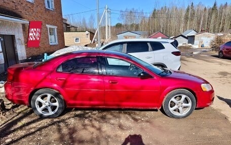 Dodge Stratus II, 2004 год, 300 000 рублей, 4 фотография