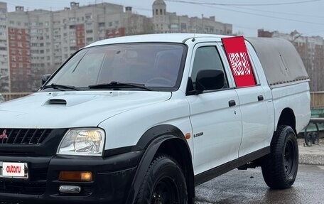 Mitsubishi L200 III рестайлинг, 2000 год, 615 000 рублей, 2 фотография