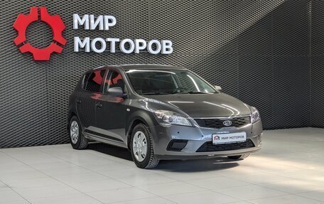 KIA cee'd I рестайлинг, 2011 год, 685 000 рублей, 3 фотография