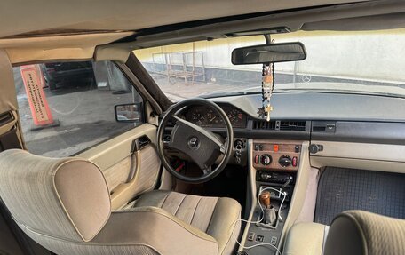 Mercedes-Benz W124, 1989 год, 195 000 рублей, 6 фотография