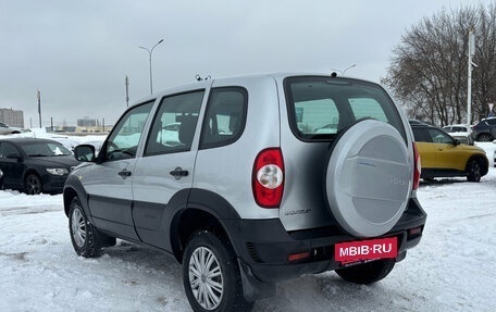 Chevrolet Niva I рестайлинг, 2019 год, 730 000 рублей, 5 фотография