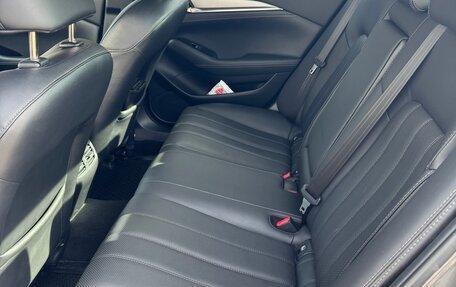 Mazda 6, 2019 год, 3 000 000 рублей, 11 фотография