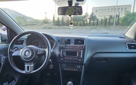 Volkswagen Polo VI (EU Market), 2015 год, 700 000 рублей, 11 фотография