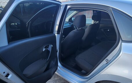 Volkswagen Polo VI (EU Market), 2015 год, 700 000 рублей, 12 фотография