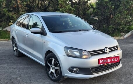 Volkswagen Polo VI (EU Market), 2015 год, 700 000 рублей, 5 фотография