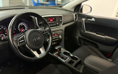 KIA Sportage IV рестайлинг, 2021 год, 2 499 000 рублей, 12 фотография