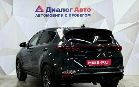 KIA Sportage IV рестайлинг, 2021 год, 2 440 000 рублей, 4 фотография