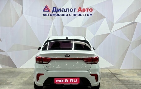 KIA Rio IV, 2017 год, 1 040 000 рублей, 5 фотография