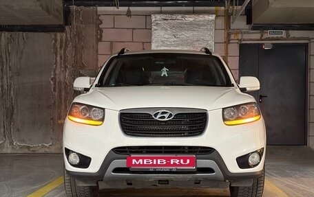 Hyundai Santa Fe III рестайлинг, 2011 год, 1 550 000 рублей, 2 фотография