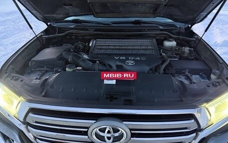 Toyota Land Cruiser 200, 2020 год, 6 700 000 рублей, 5 фотография