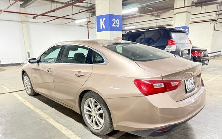 Chevrolet Malibu IX, 2017 год, 2 100 000 рублей, 10 фотография