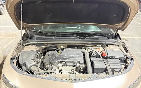 Chevrolet Malibu IX, 2017 год, 2 100 000 рублей, 13 фотография