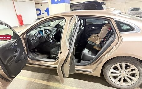 Chevrolet Malibu IX, 2017 год, 2 100 000 рублей, 8 фотография