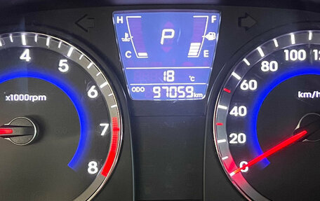 Hyundai Solaris II рестайлинг, 2014 год, 950 000 рублей, 10 фотография