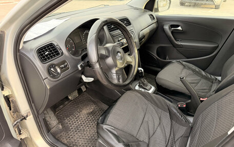 Volkswagen Polo VI (EU Market), 2011 год, 550 000 рублей, 5 фотография