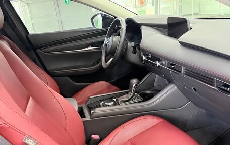 Mazda 3, 2022 год, 2 250 000 рублей, 7 фотография