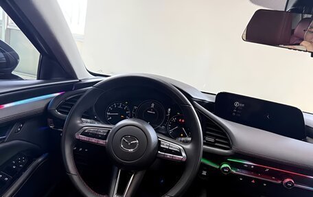 Mazda 3, 2022 год, 2 250 000 рублей, 9 фотография