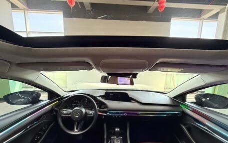 Mazda 3, 2022 год, 2 250 000 рублей, 6 фотография