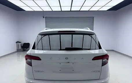 Skoda Karoq I, 2022 год, 1 720 000 рублей, 5 фотография