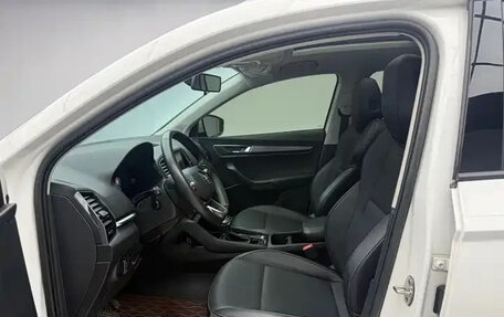 Skoda Karoq I, 2022 год, 1 720 000 рублей, 7 фотография