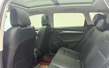 Skoda Karoq I, 2022 год, 1 720 000 рублей, 9 фотография