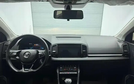 Skoda Karoq I, 2022 год, 1 720 000 рублей, 14 фотография