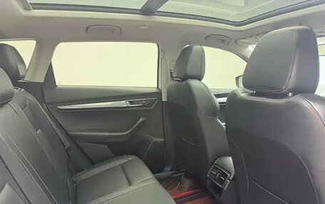 Skoda Karoq I, 2022 год, 1 720 000 рублей, 10 фотография