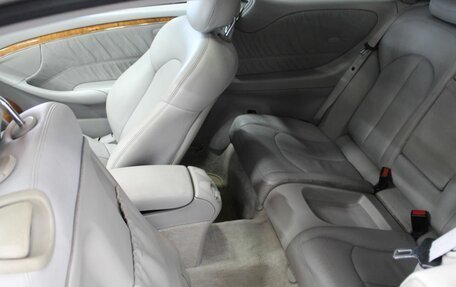 Mercedes-Benz CLK-Класс, 2002 год, 790 000 рублей, 17 фотография