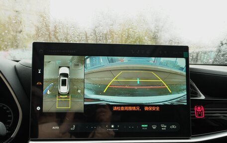 Toyota Highlander, 2025 год, 5 850 000 рублей, 24 фотография