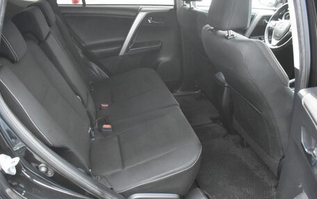 Toyota RAV4, 2015 год, 1 825 000 рублей, 11 фотография