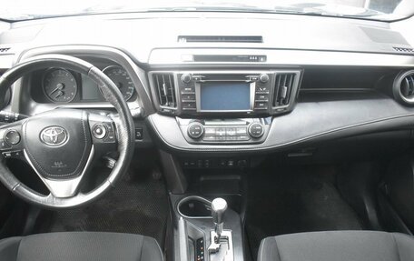 Toyota RAV4, 2015 год, 1 825 000 рублей, 12 фотография