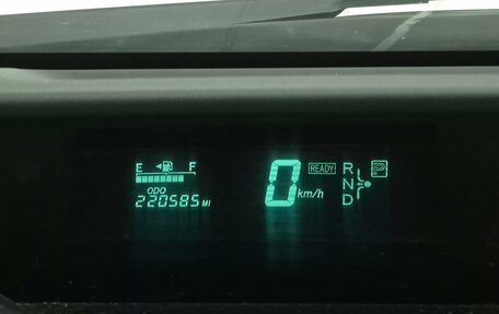 Toyota Prius, 2004 год, 430 000 рублей, 16 фотография