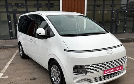 Hyundai Staria, 2022 год, 3 900 000 рублей, 1 фотография