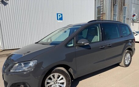 SEAT Alhambra II рестайлинг, 2020 год, 2 642 000 рублей, 1 фотография